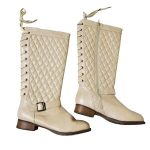 Shoe Dazzle Stormie Quilted Flat Boot Size 10